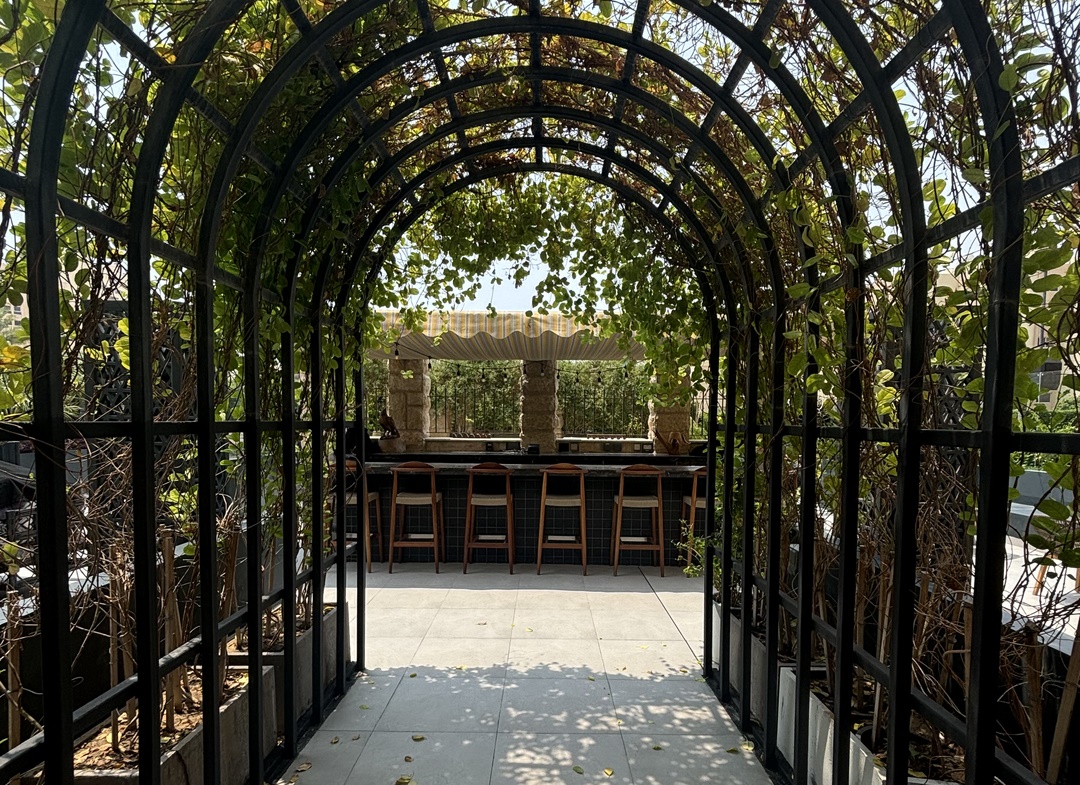 Labodega Restaurant outdoor cooling works